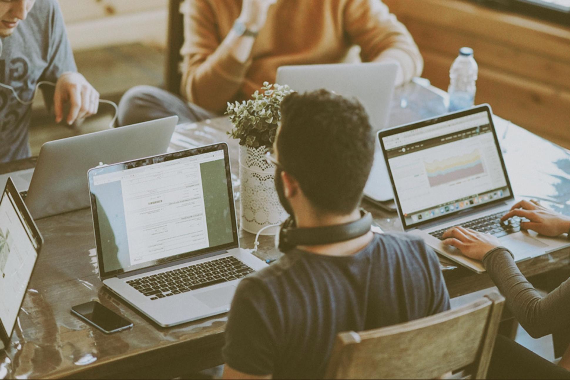 Cibuwai team working on market analysis